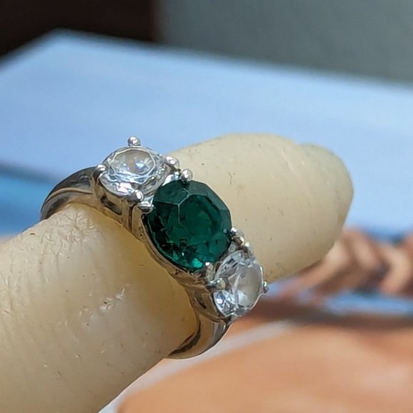 Promise ring Amazing Emerald Cz 1 Ct Green Ring Size 6 Exquisite Design Sterling - Picture 5 of 10